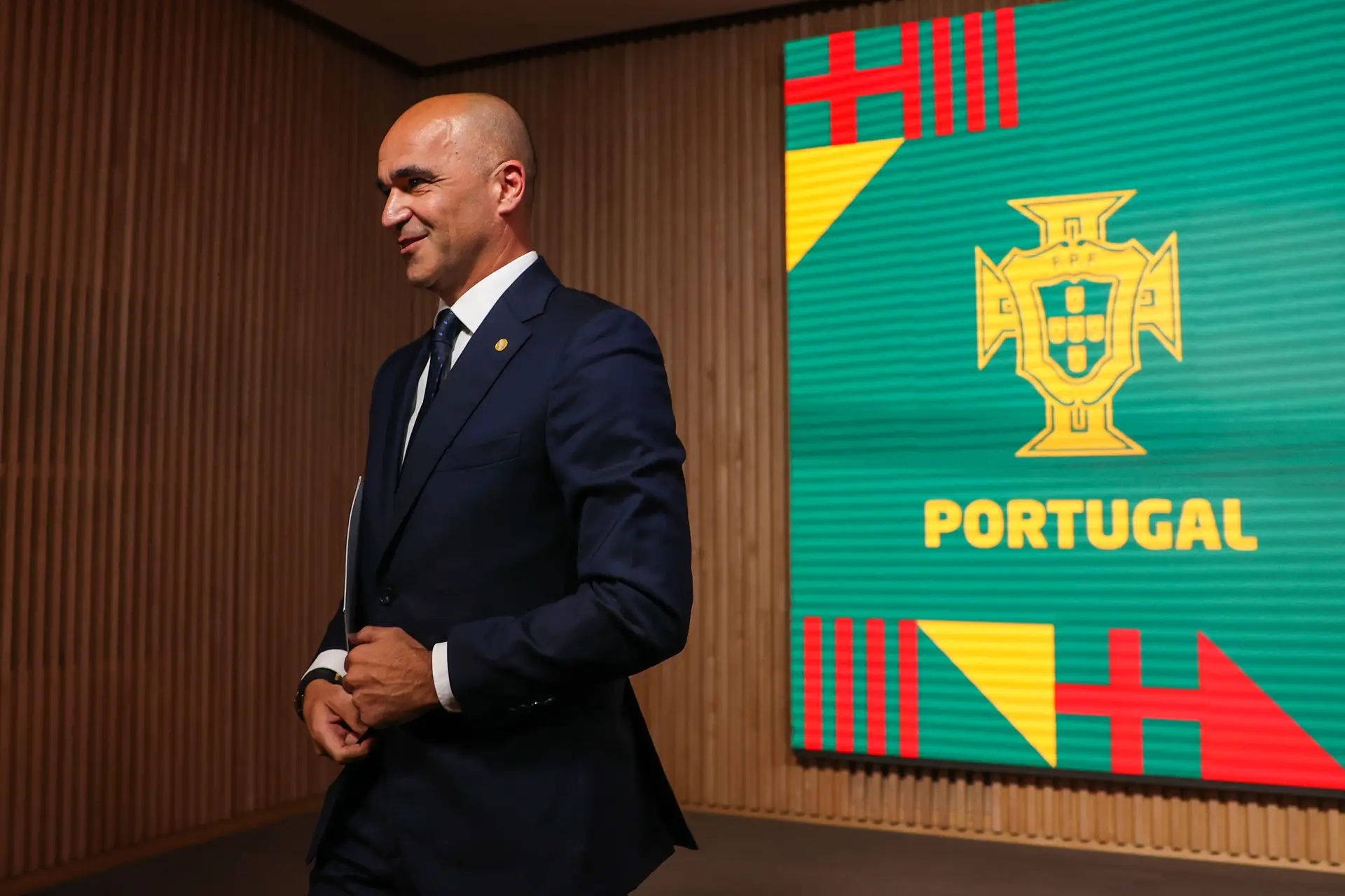 Roberto Martínez divulga hoje convocados de Portugal para jogos com Bósnia  e Islândia - Futebol - Correio da Manhã