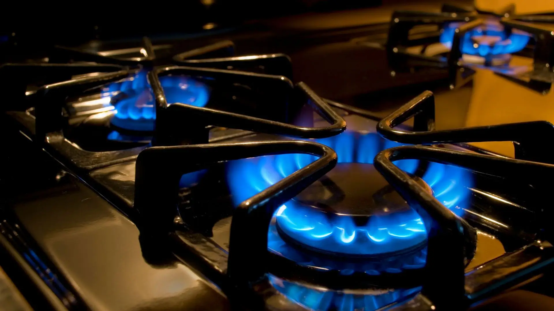 Energia: consumidores poupam (ou não) no mercado livre? Depende