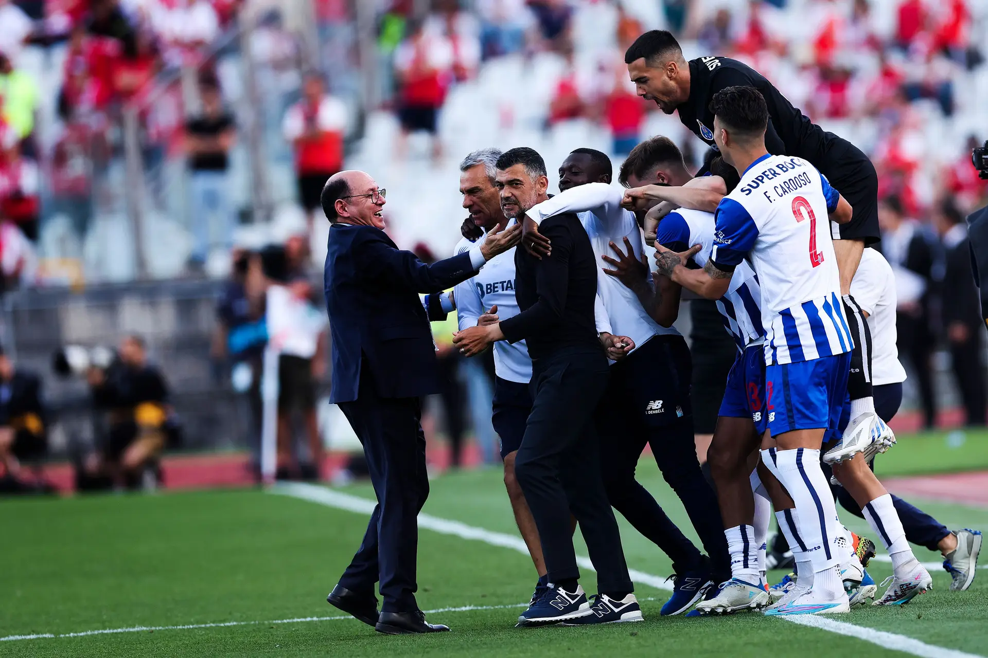 Porto vence Sporting e conquista Taça da Liga de Portugal pela primeira vez, futebol português