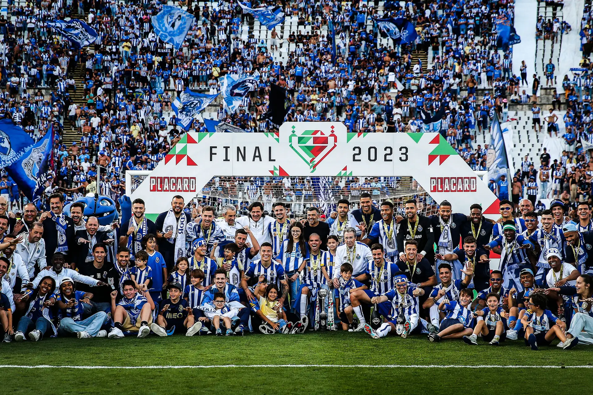 Final da Taça de Portugal: os principais lances do SC Braga-FC Porto - SIC  Notícias