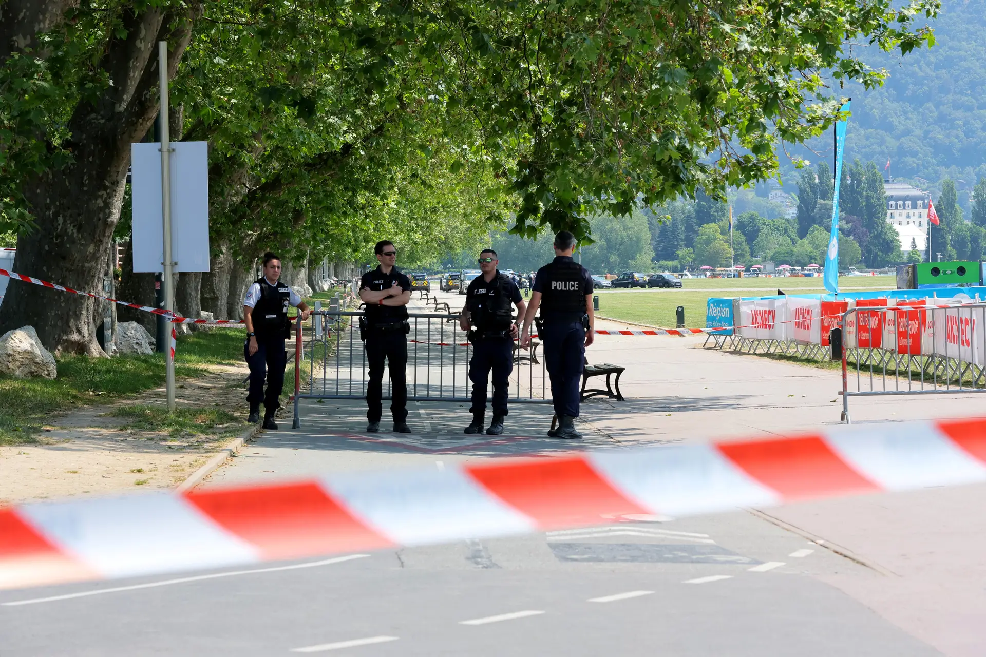 Várias crianças ficaram feridas durante um ataque com faca nos Alpes franceses