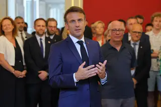 Ataque em Annecy: Presidente Macron presta homenagem às autoridades e civis, entre eles um português