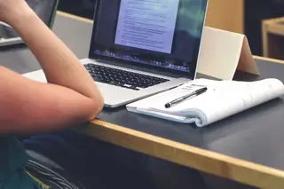 Quase metade dos estudantes frequenta o ensino profissional