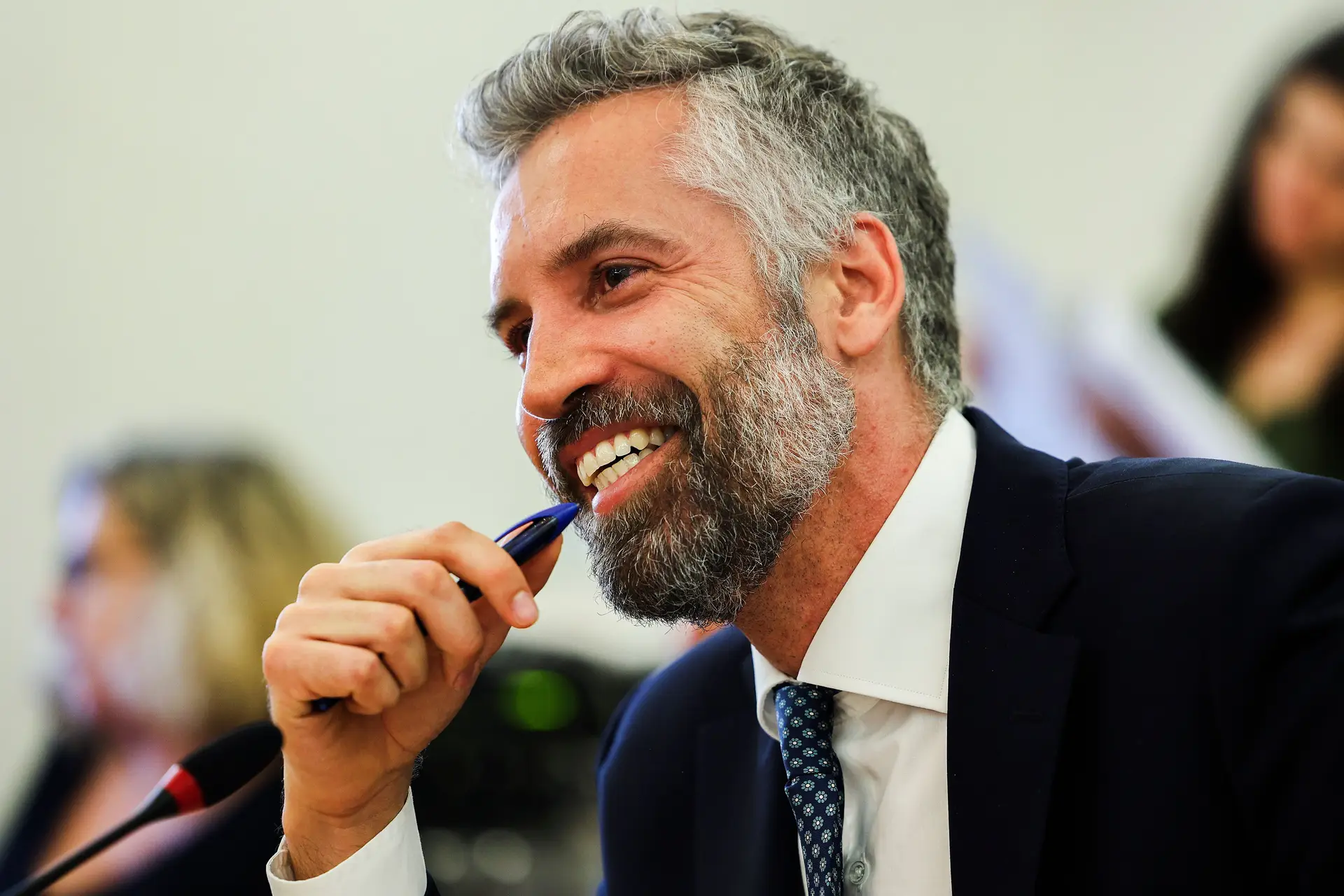 O candidato Pedro Nuno Santos segunda-feira no Jornal de Noite
