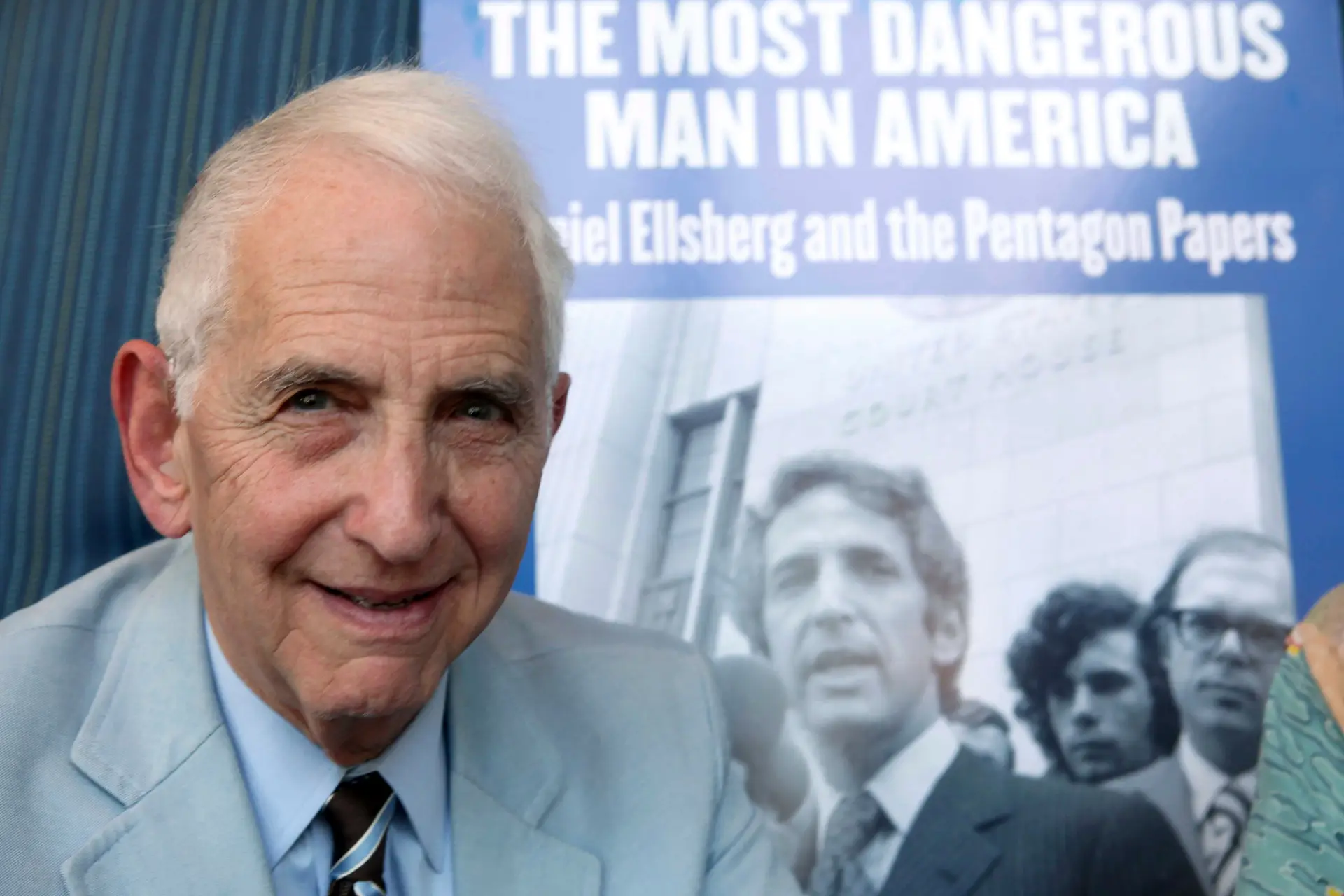 Morreu Daniel Ellsberg, o norte-americano que divulgou documentos confidenciais sobre a guerra do Vietname