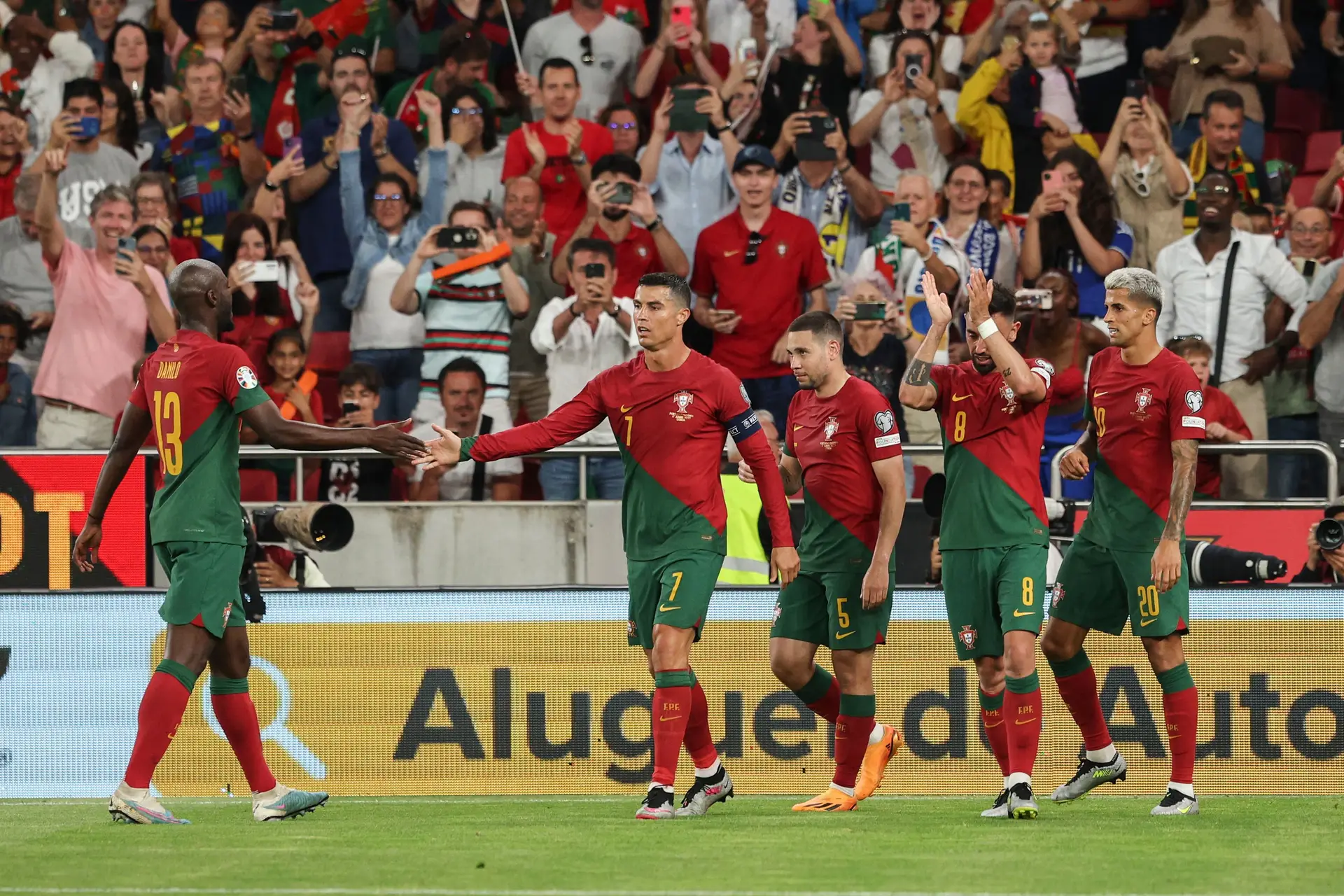 Portugal-Islândia, o jogo dos recordes, Futebol