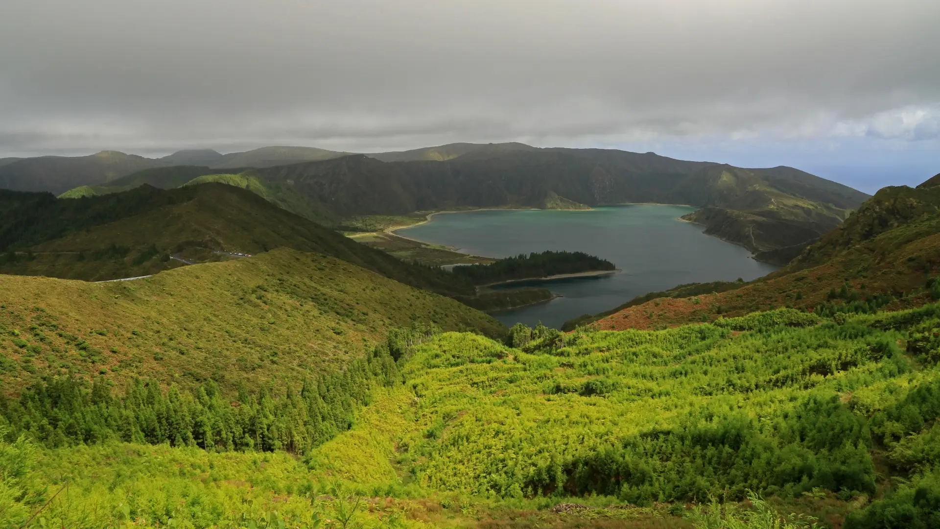 Açores: turista belga desaparecido na Lagoa do Fogo
