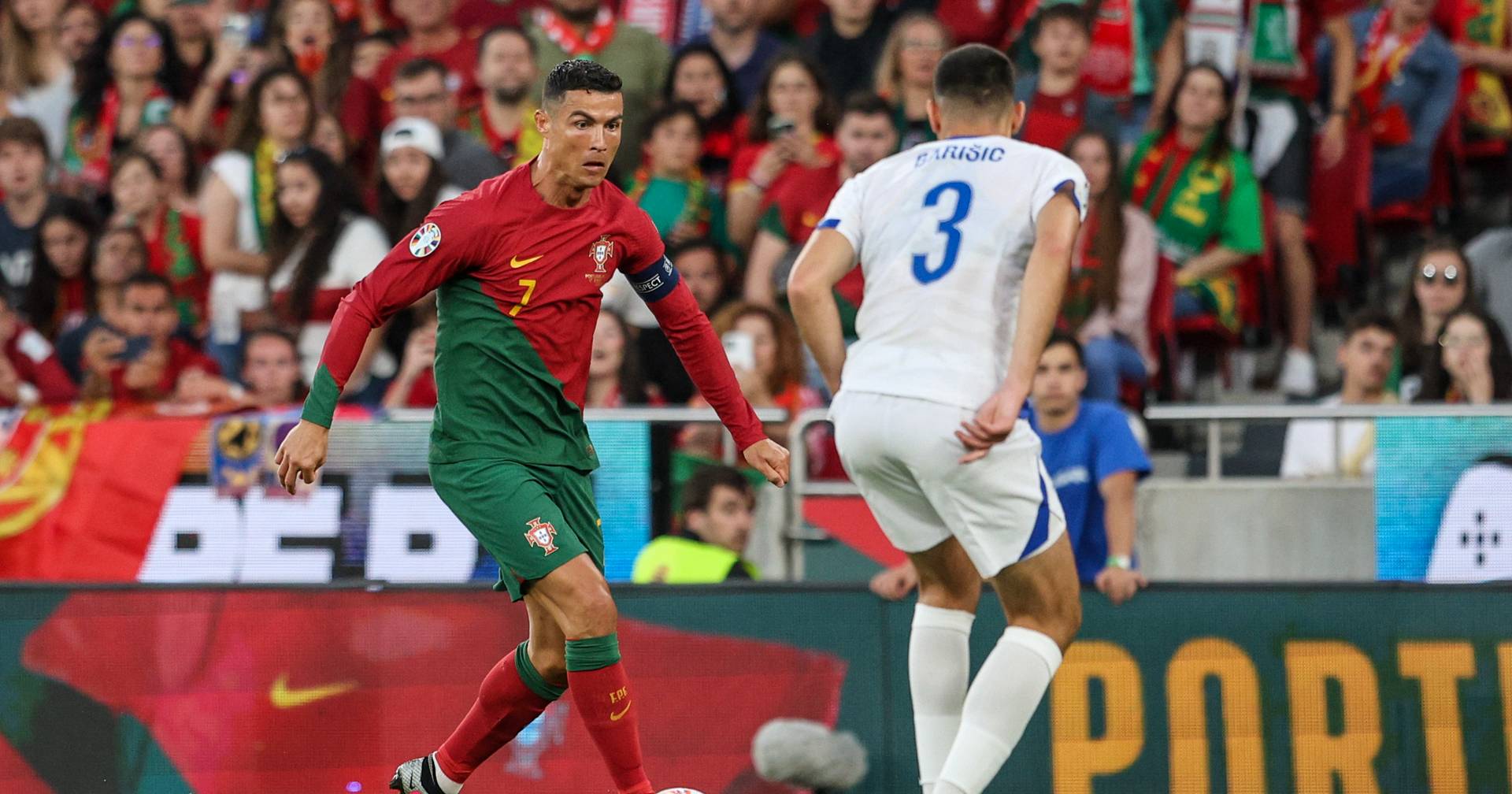 Euro2024. Portugal vence na Islândia com golo de Ronaldo no jogo 200 pela  seleção