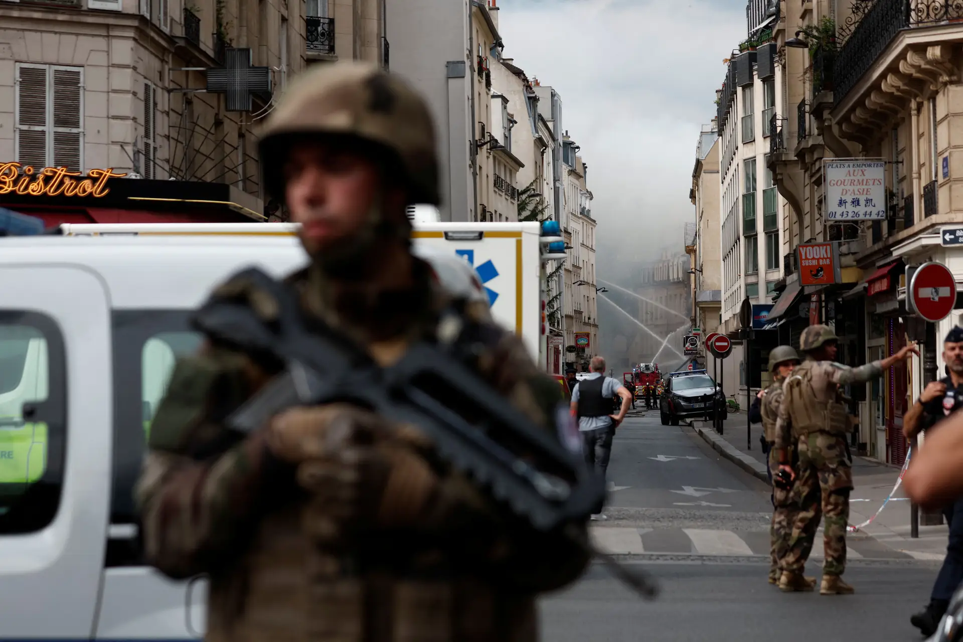 Escola de Arras, em França, evacuada devido a ameaça de bomba