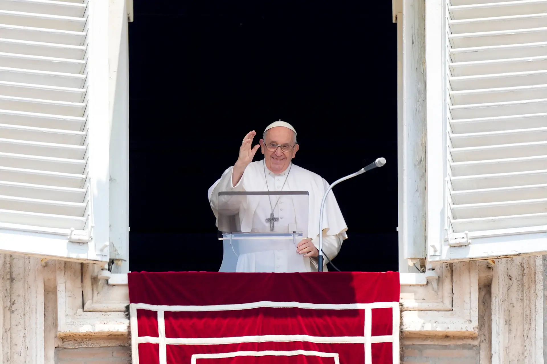 Igreja Católica prepara futuro abordando temas LGBTQIA+, poligamia e casamento de padres