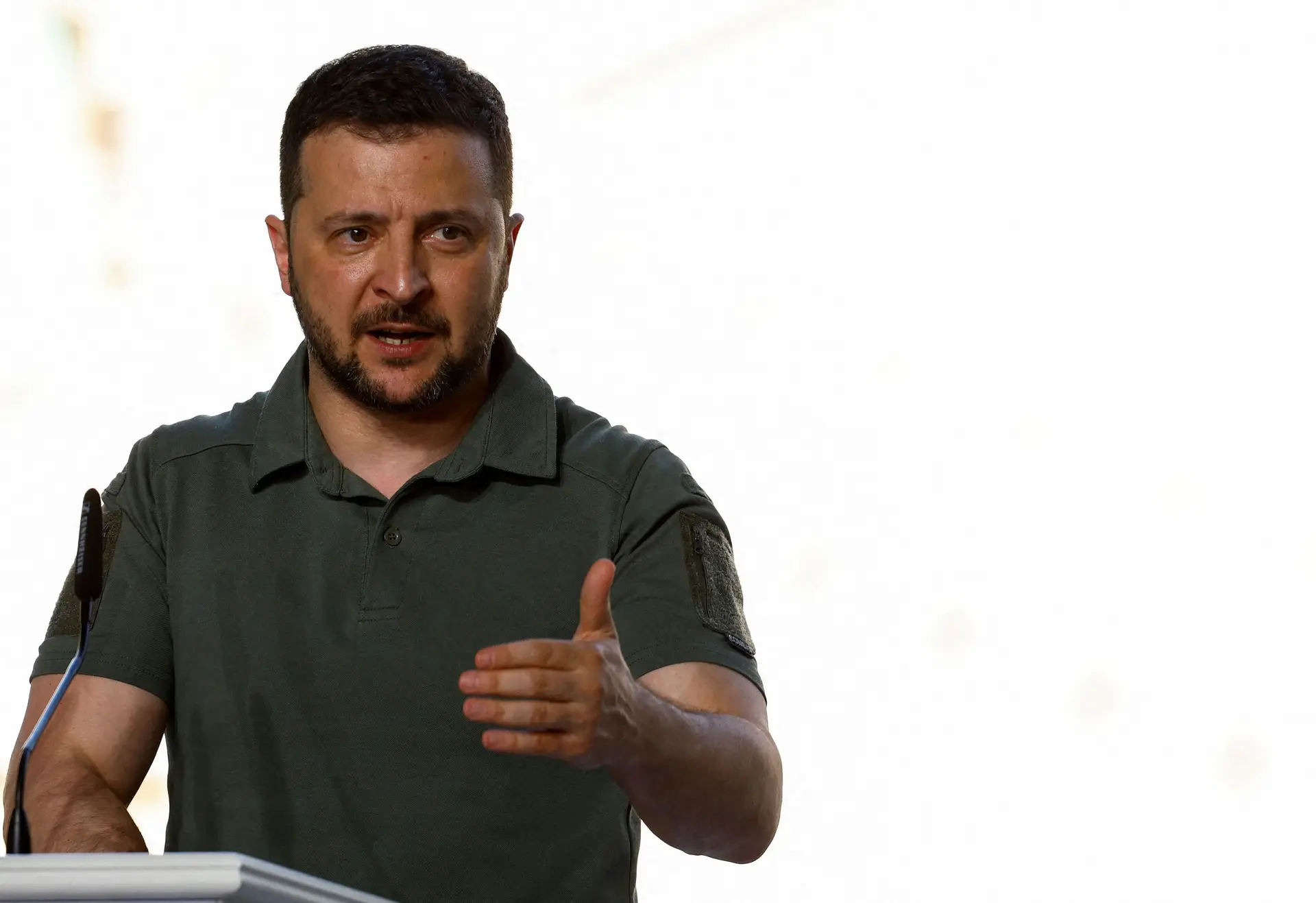 "Fraqueza da Rússia é óbvia": a reação de Zelensky à revolta militar