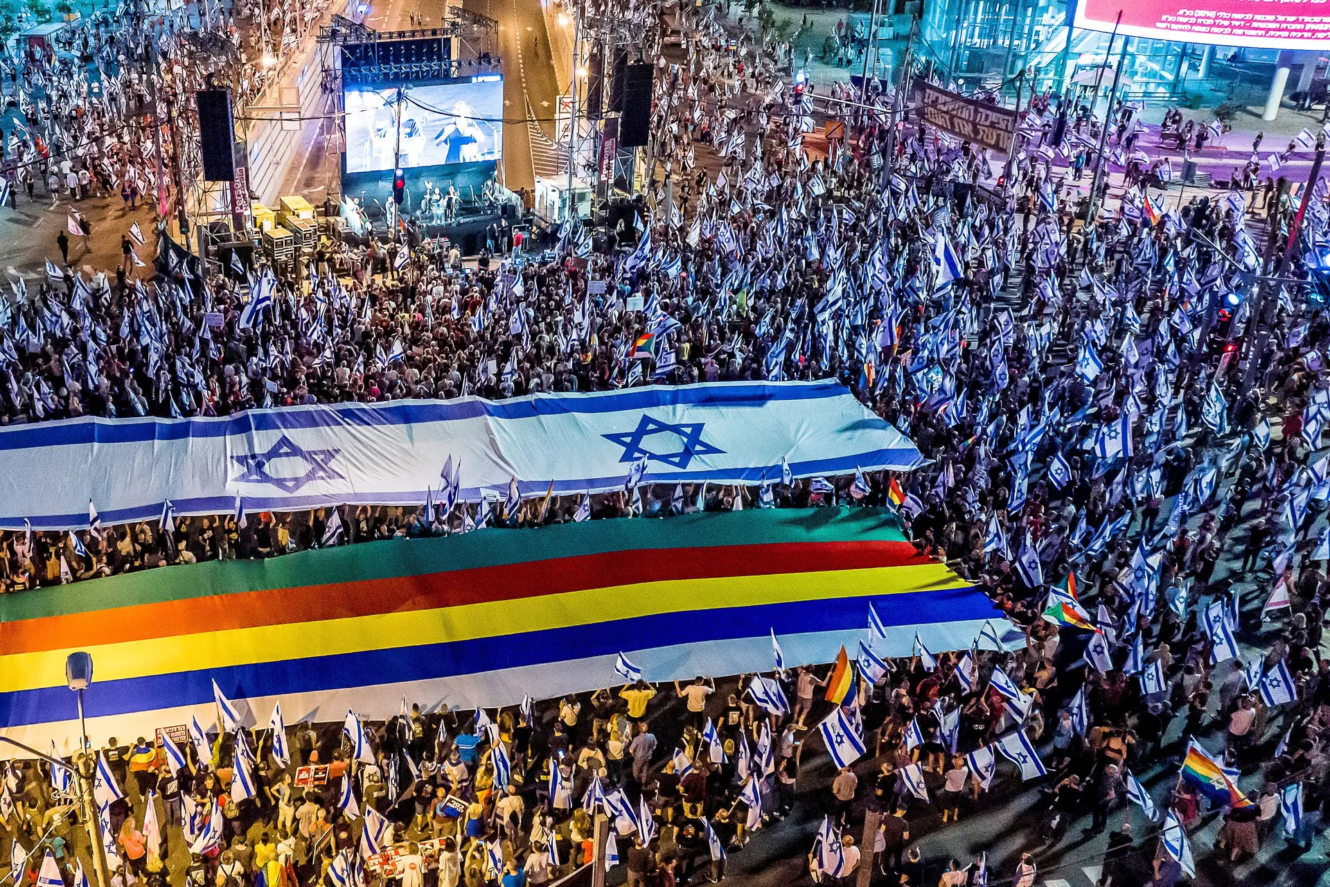 Manifestação contra reforma judicial de Netanyahu juntou mais de 100.000 israelitas