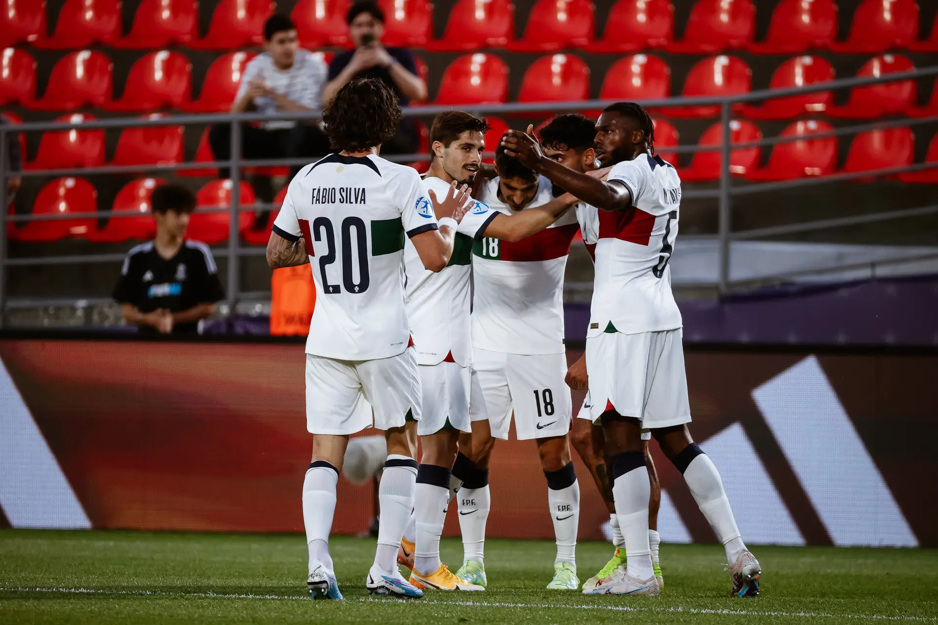 Sub-21: Portugal apura-se para o Euro 2025 com triunfo sobre as Ilhas Faroé