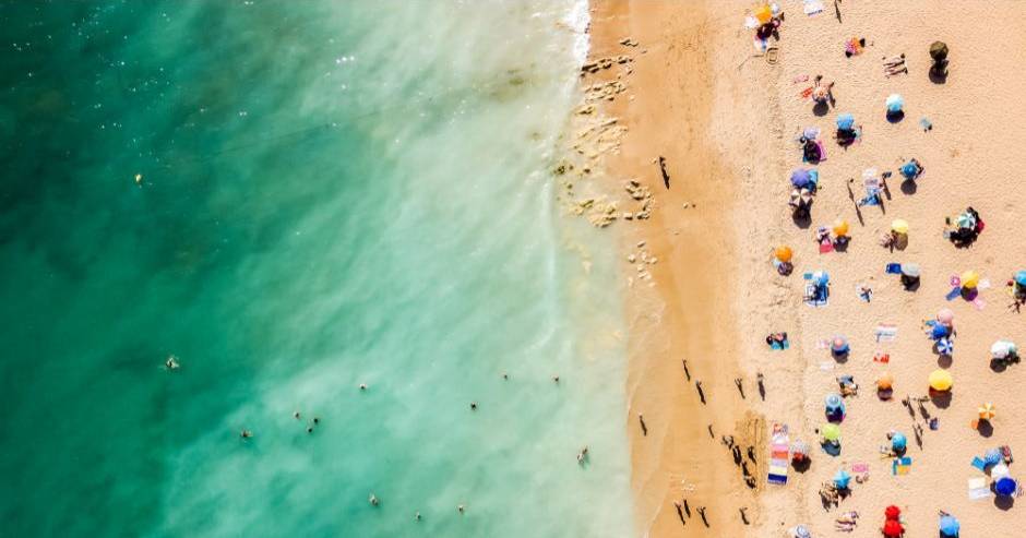 Música, cães, bolas: saiba o que não pode fazer na praia - SIC Notícias