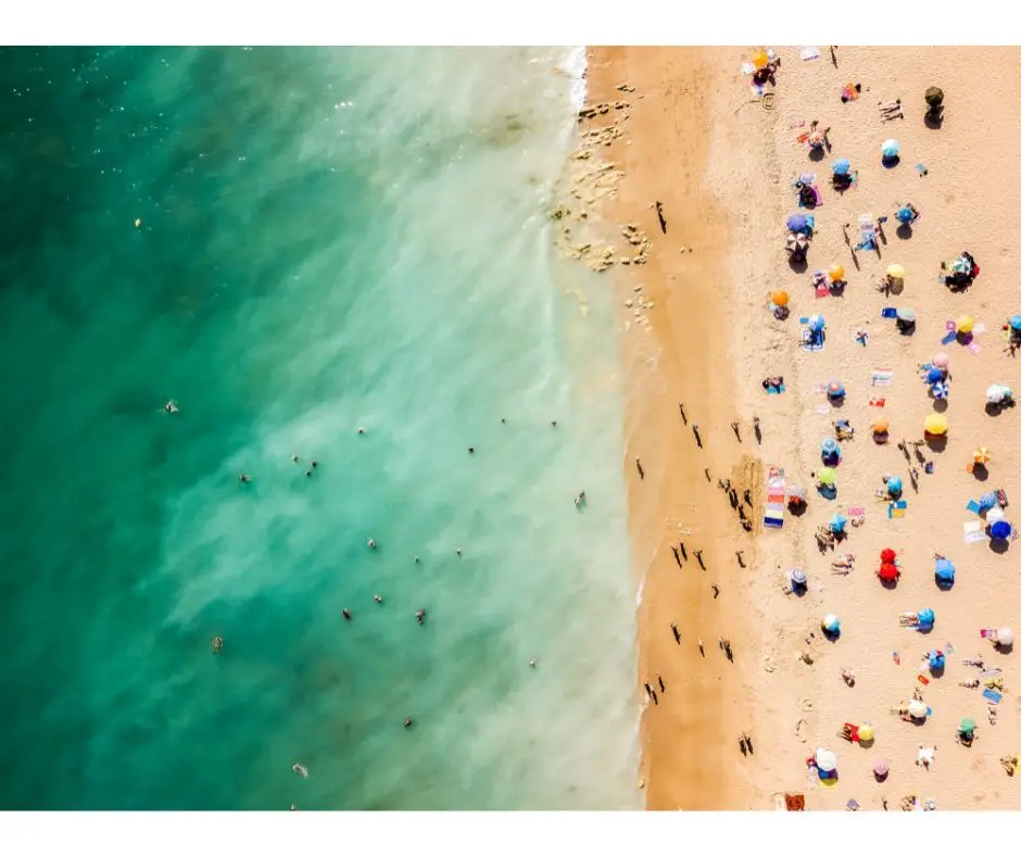 Música, cães, bolas: saiba o que não pode fazer na praia