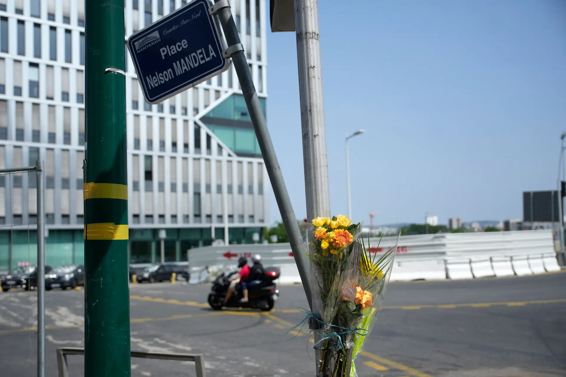 Morte de jovem em Nanterre: amigo de Nahel, testemunha-chave, dá a sua versão dos factos