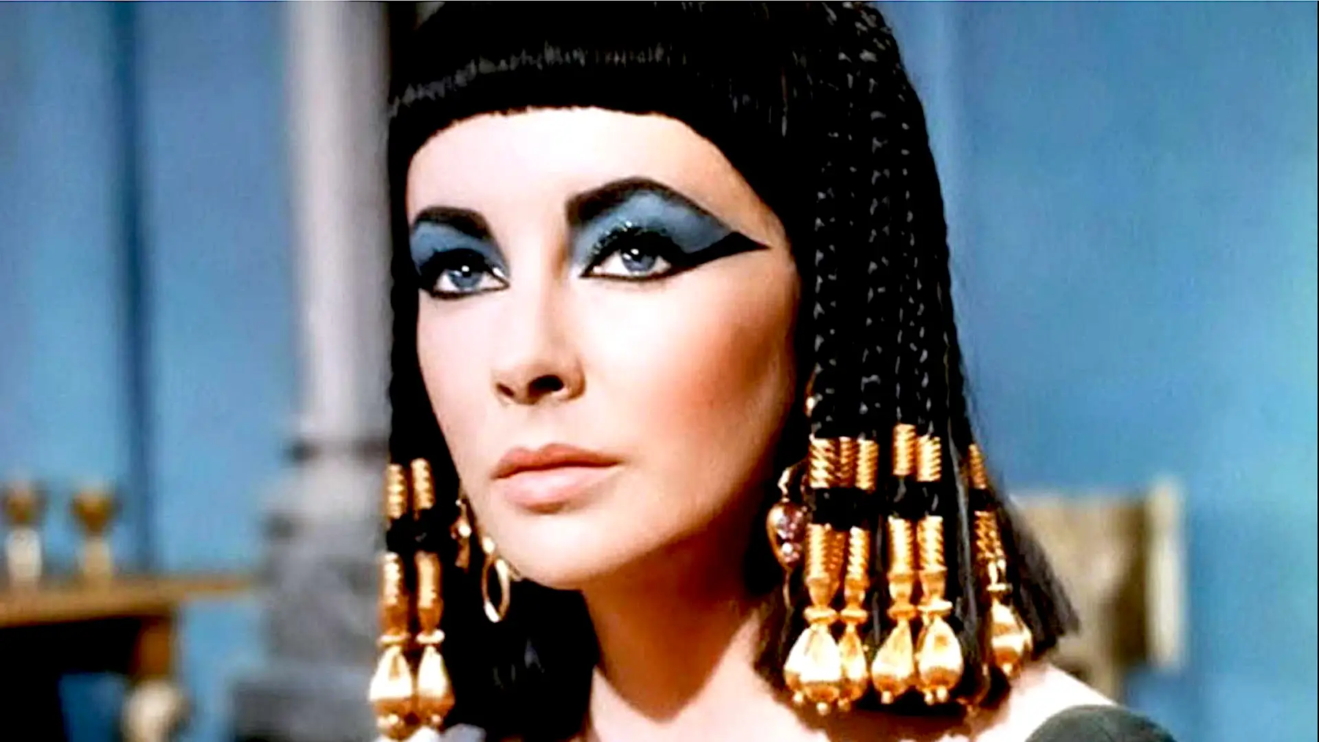 Elizabeth Taylor no papel de Cleópatra: memórias gloriosas do cinema dos anos 60