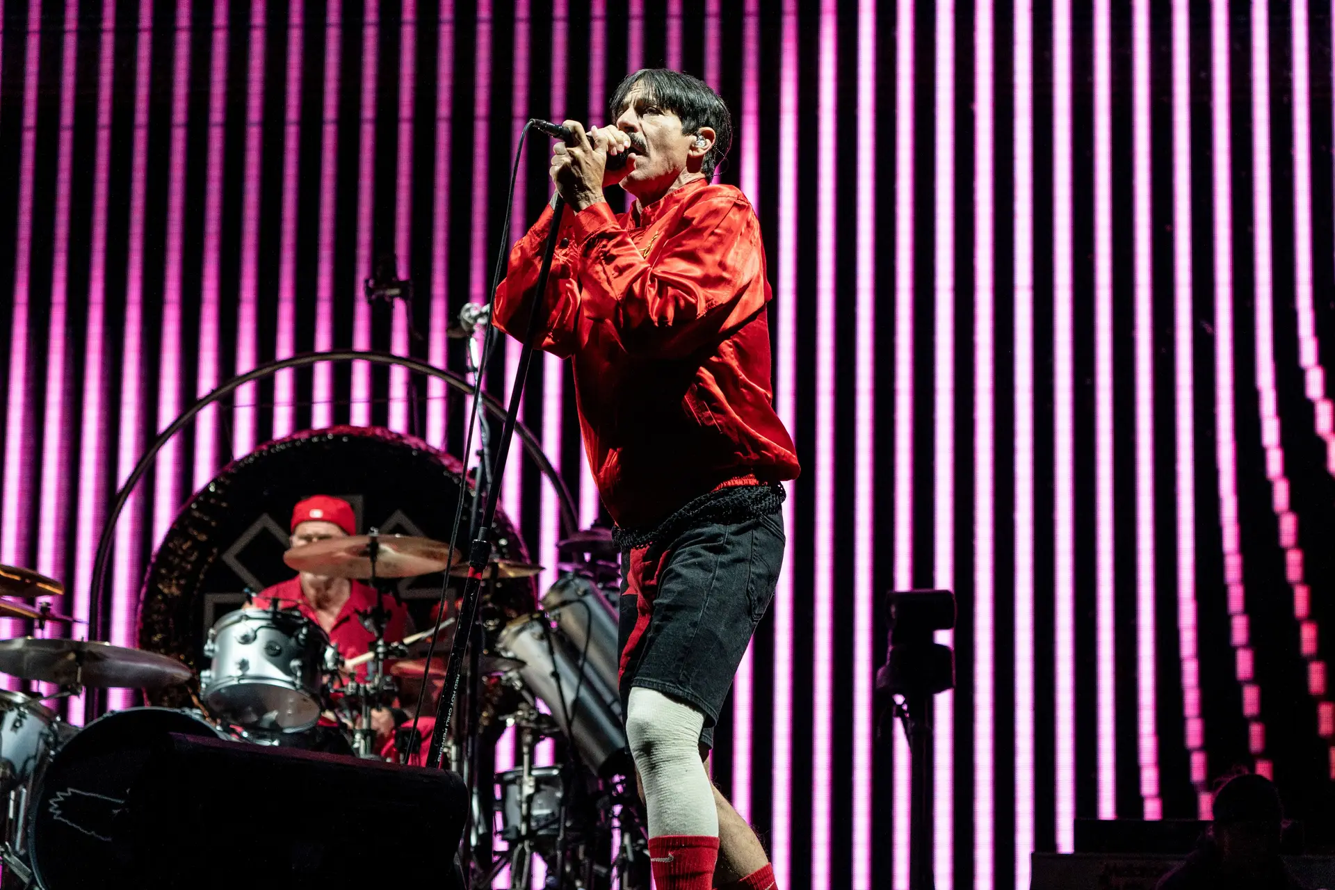 Red Hot Chili Peppers e The Black Keys em destaque no primeiro dia do Alive