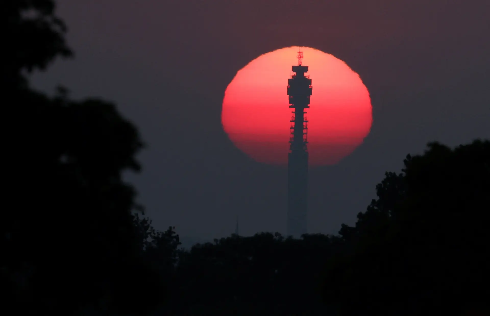 Temperatura média da Terra atinge novo recorde