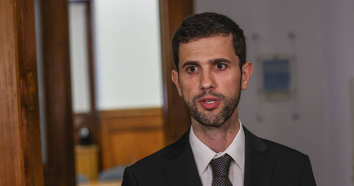 Após acusações de Pedro Nuno, PSD quer saber quem acedeu à nova declaração de Montenegro