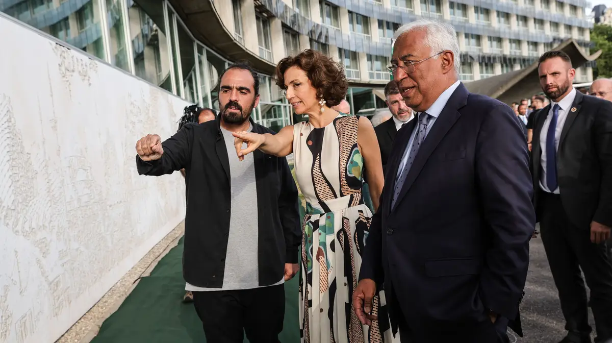 Inauguração da obra de Vhils na sede da UNESCO.