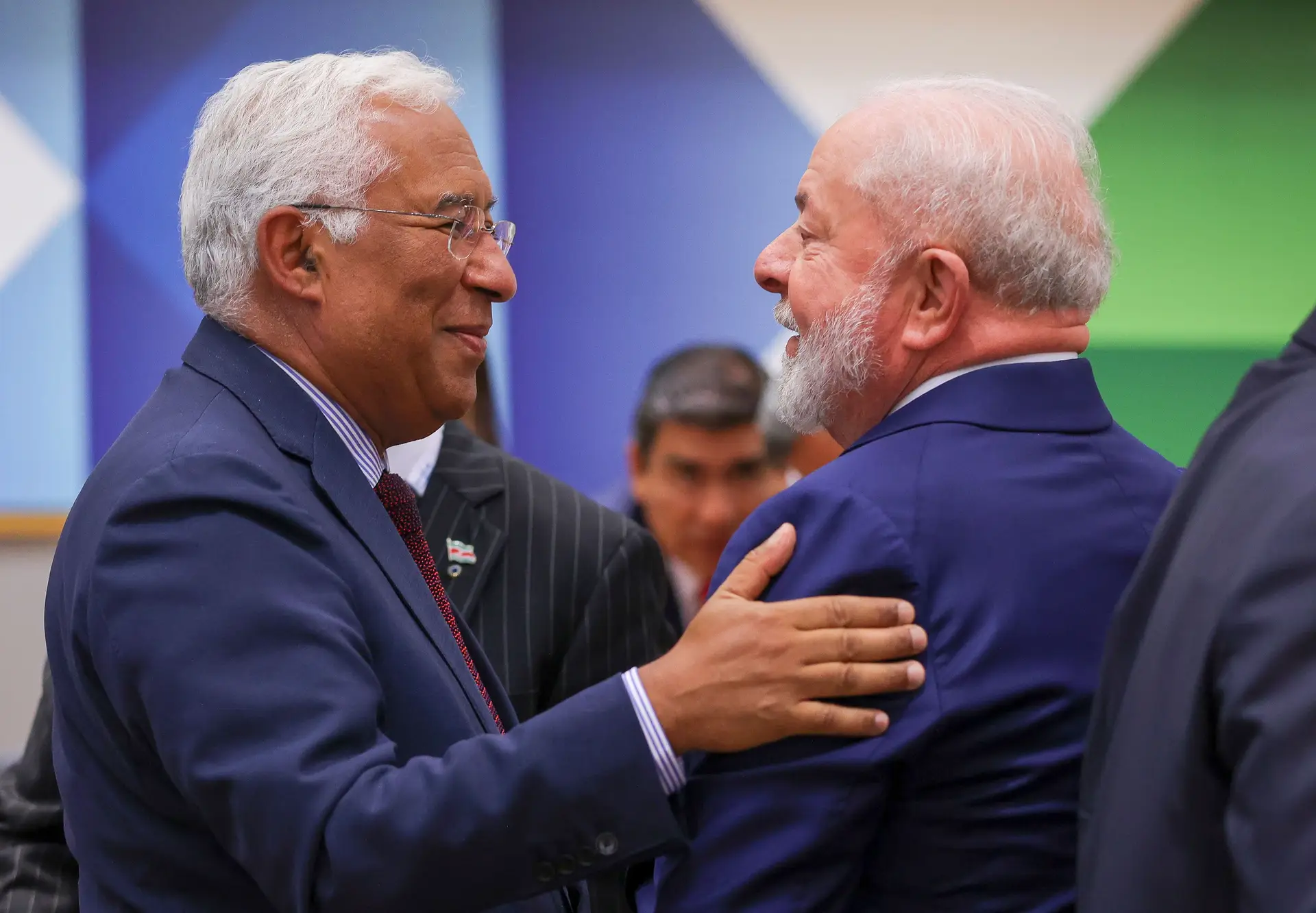 Primer Ministro de Portugués y Brasil