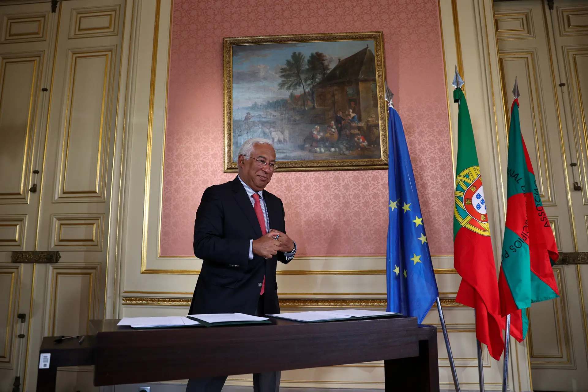 António Costa vai ao Chile para encontro sobre os 50 anos do golpe de Estado