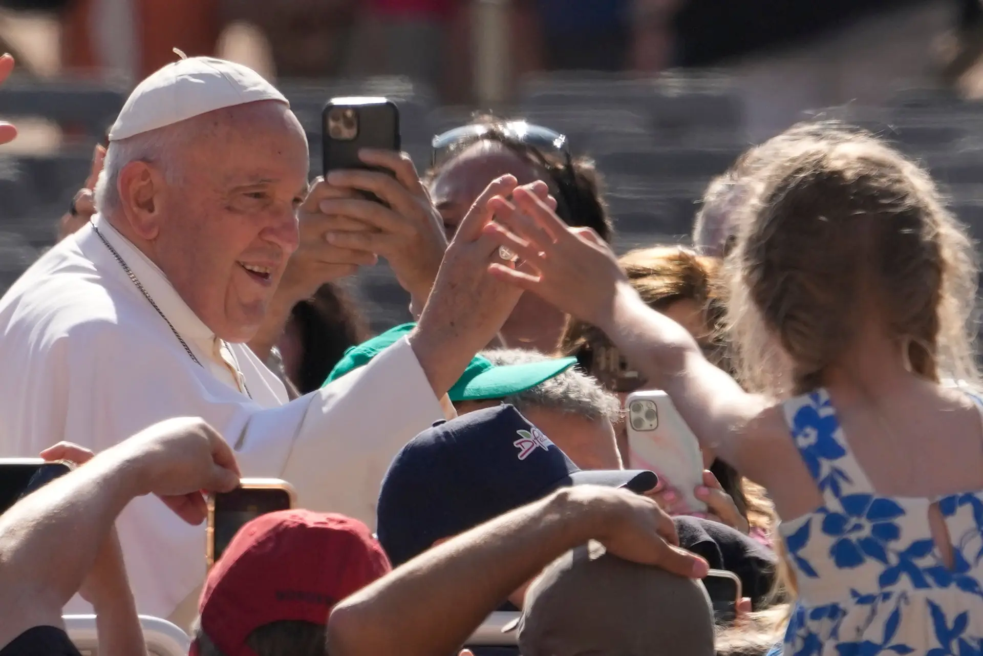 Papa Francisco exorta jovens a participarem na JMJ em novo episódio de "Popecast"