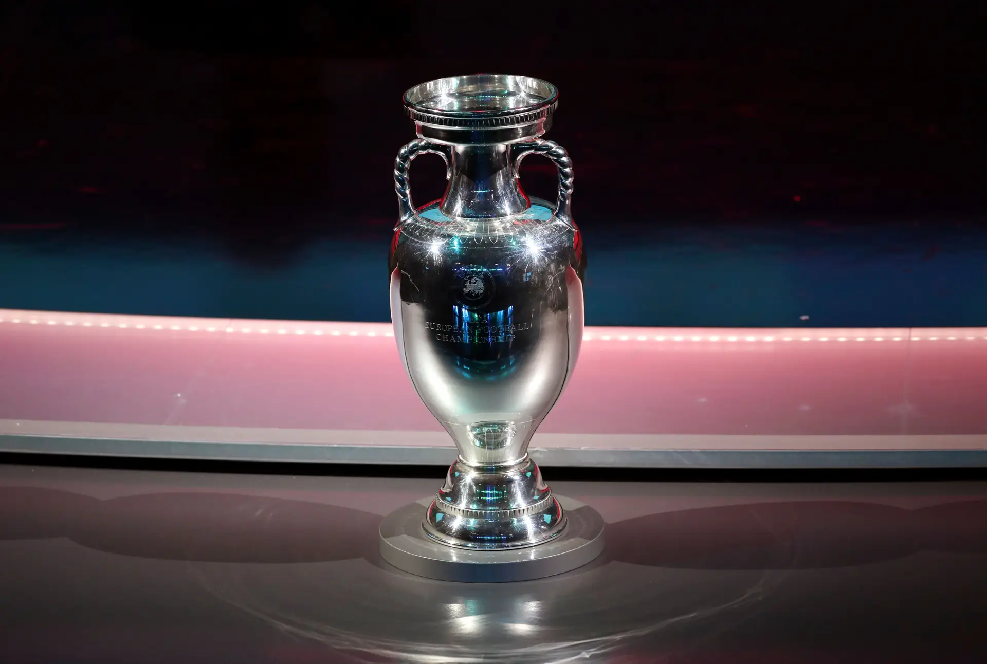 Itália e Turquia apresentam candidatura conjunta à organização do Euro 2032