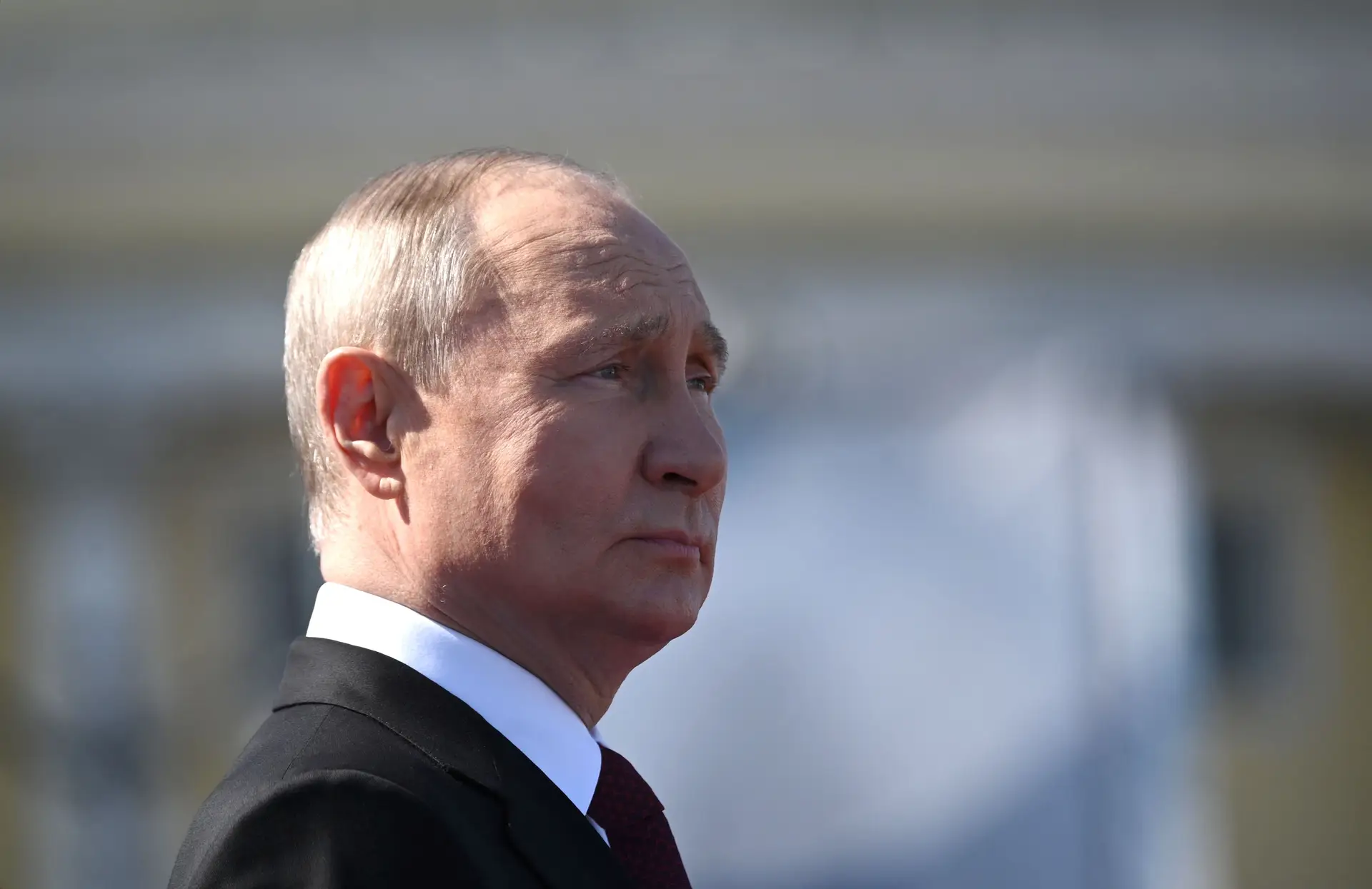 Putin ordena suspensão parcial de acordos fiscais com países "hostis"
