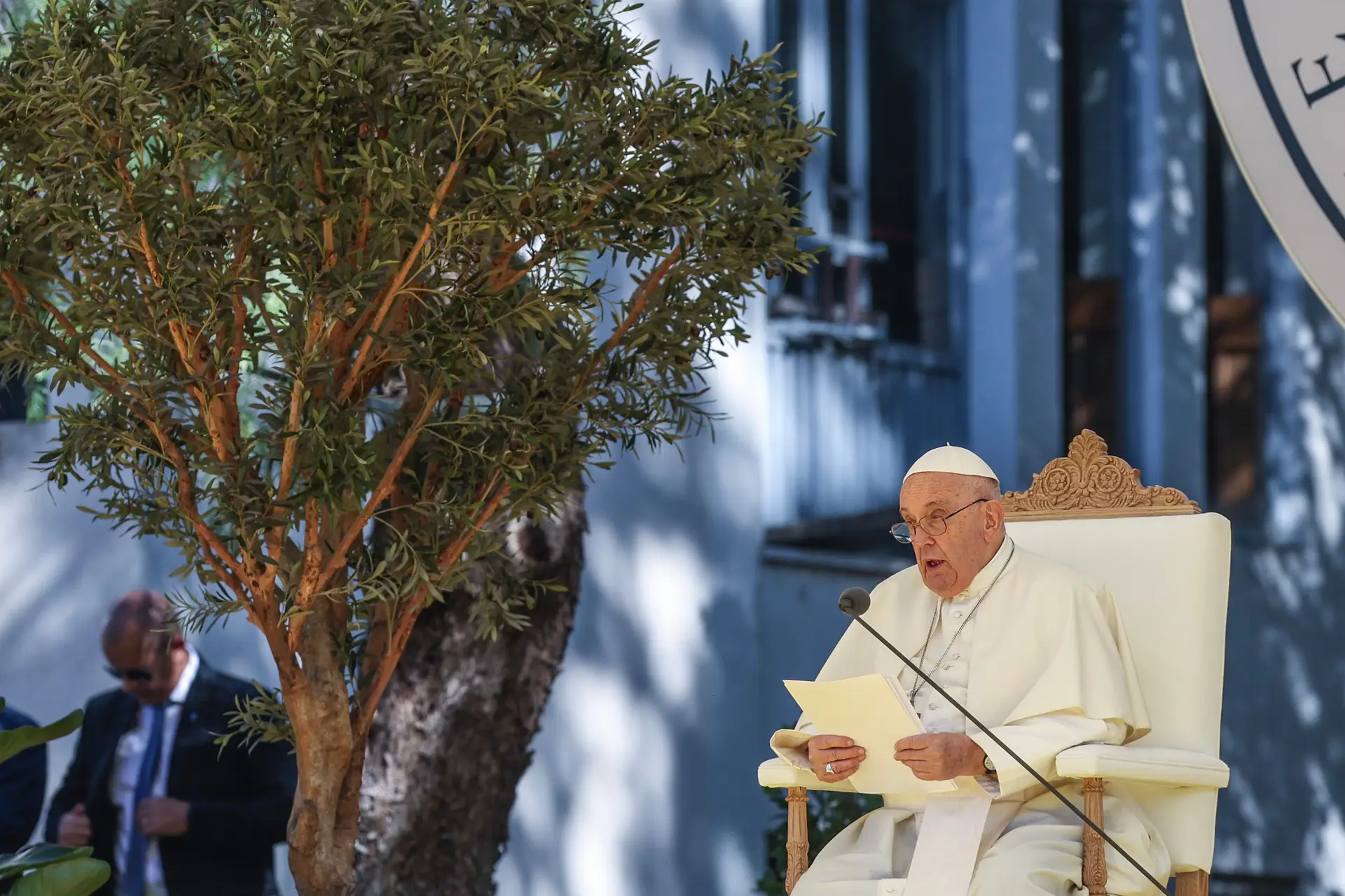 Imprensa internacional destaca encontro do Papa com vítimas de abusos sexuais