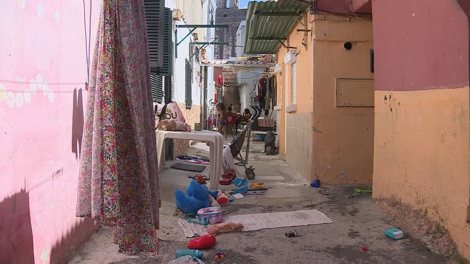 Bairro da liberdade na Serafina, Lisboa.