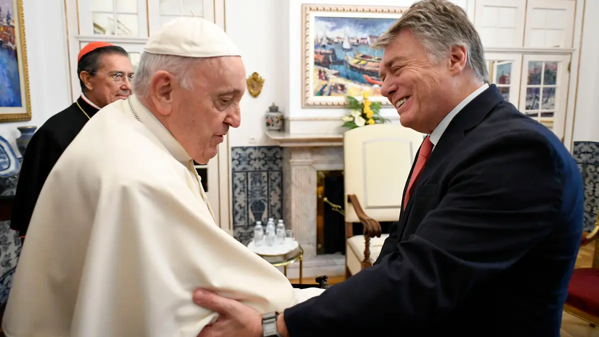 Henrique Cymerman e Papa Francisco encontram-se em Lisboa durante a JMJ.