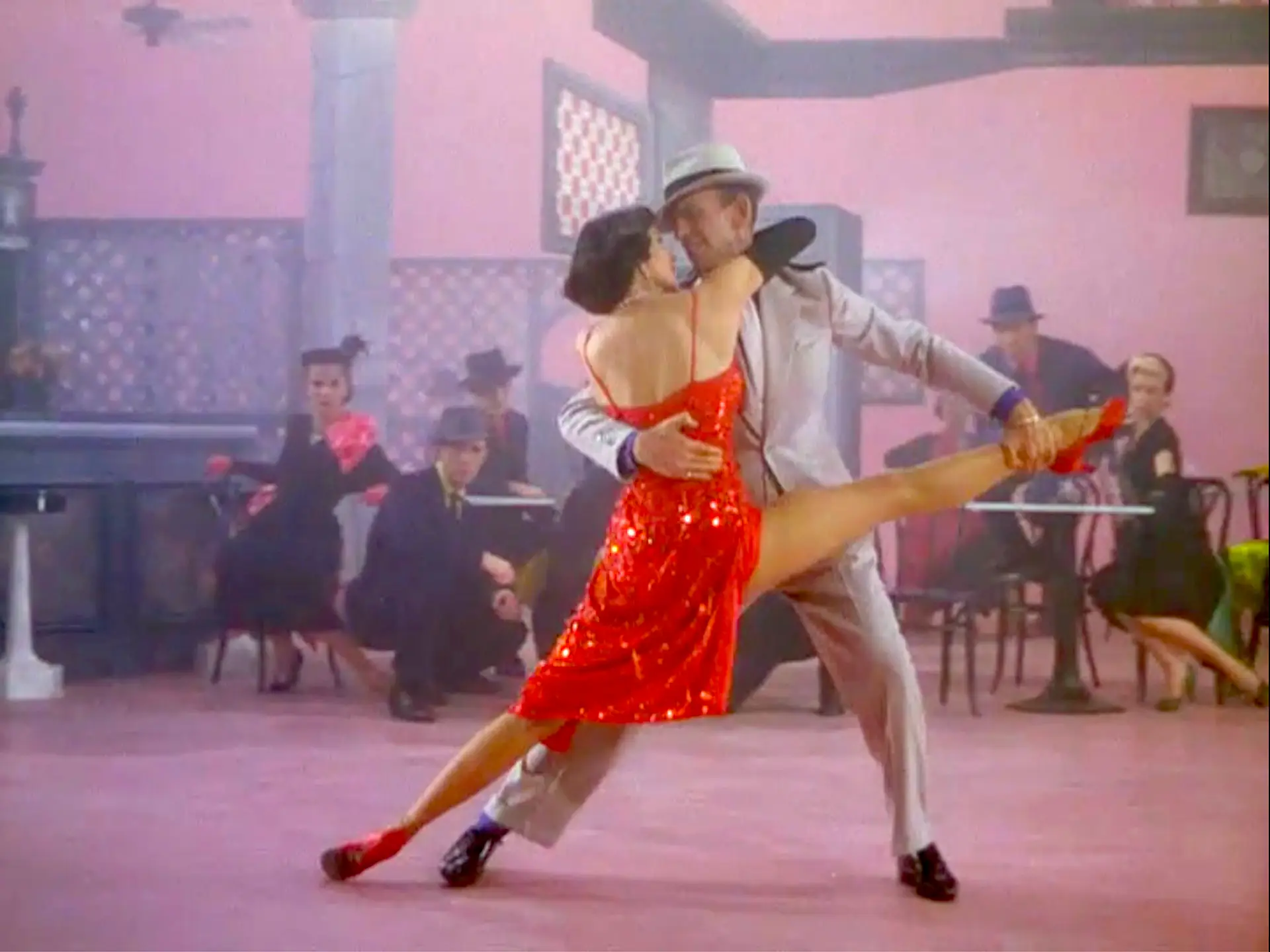 Cyd Charisse e Fred Astaire: glórias do cinema musical, em 1953