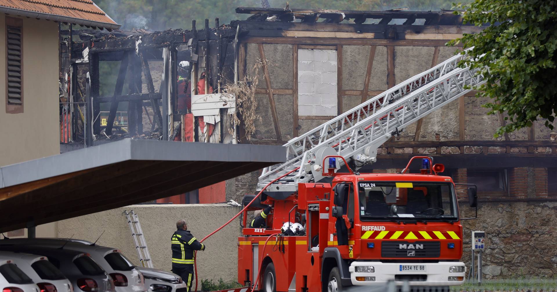 Les corps de 9 des 11 personnes disparues dans un incendie dans l’est de la France retrouvés