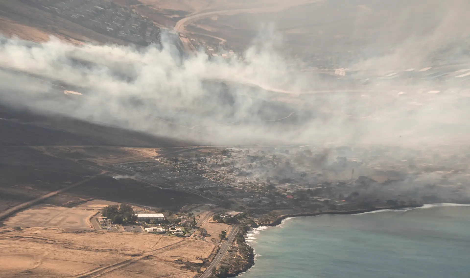 Incêndios no Havai: Ministério dos Negócios Estrangeiros diz que não há portugueses afetados