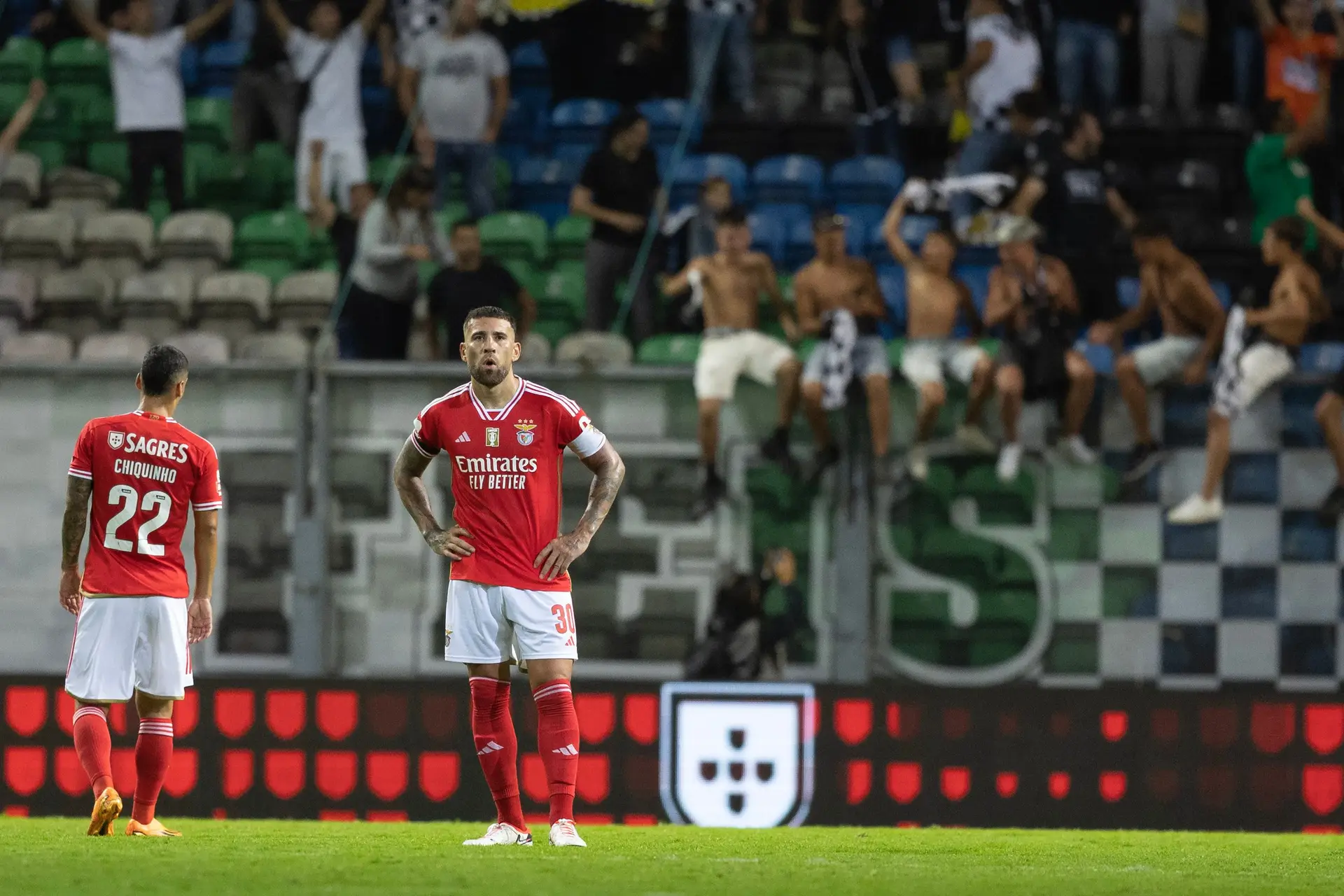 Primeira Liga: Benfica "escorrega" e perde com Boavista para lá dos descontos