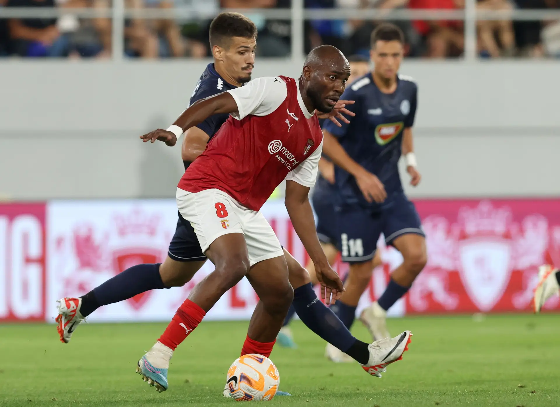 Liga dos Campeões: SC Braga goleia na Sérvia e confirma presença no play-off