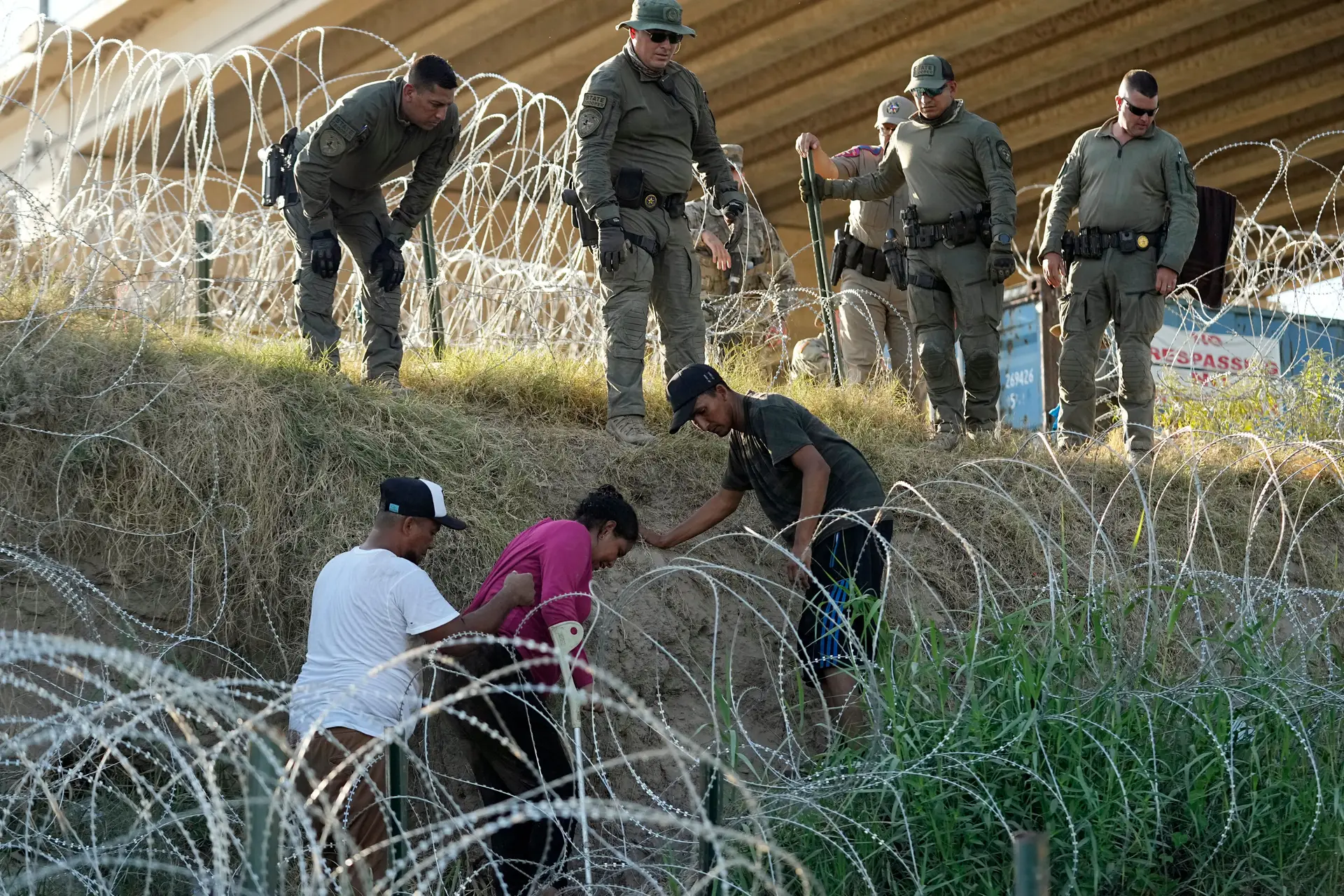 Só em três meses, EUA deportaram mais de 145 mil migrantes na fronteira com o México