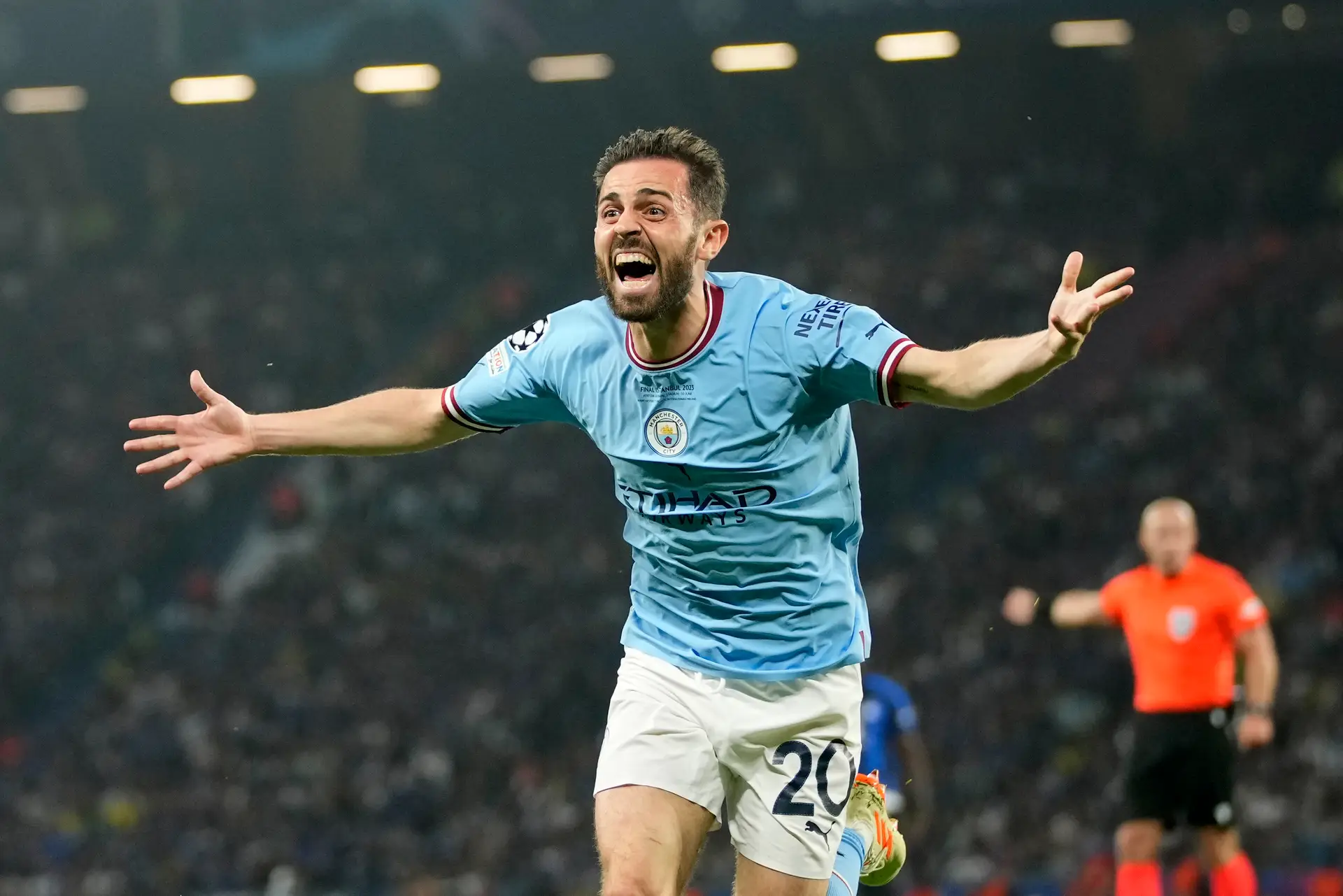 Os dois golaços de Bernardo Silva na vitória do Manchester City - SIC  Notícias