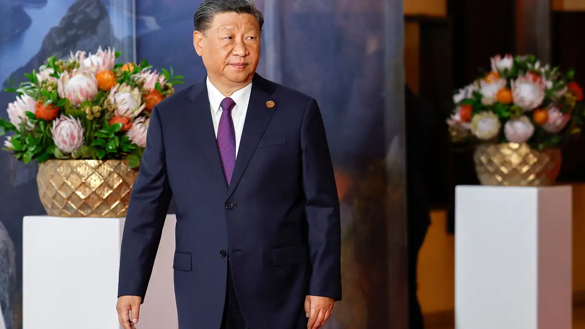 O Presidente chinês, Xi Jinping, em Joanesburgo, na África do Sul, para a 15.ª cimeira BRICS