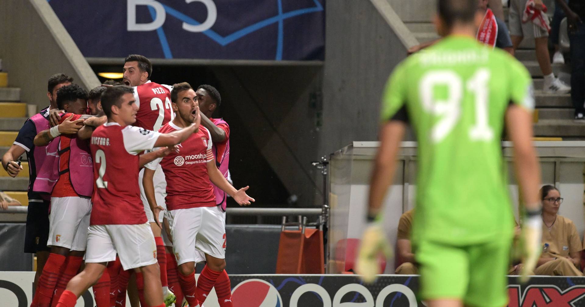 ÚLTIMA HORA (Futebol) - SC Braga vence Panathinaikos (2-1) e dá um