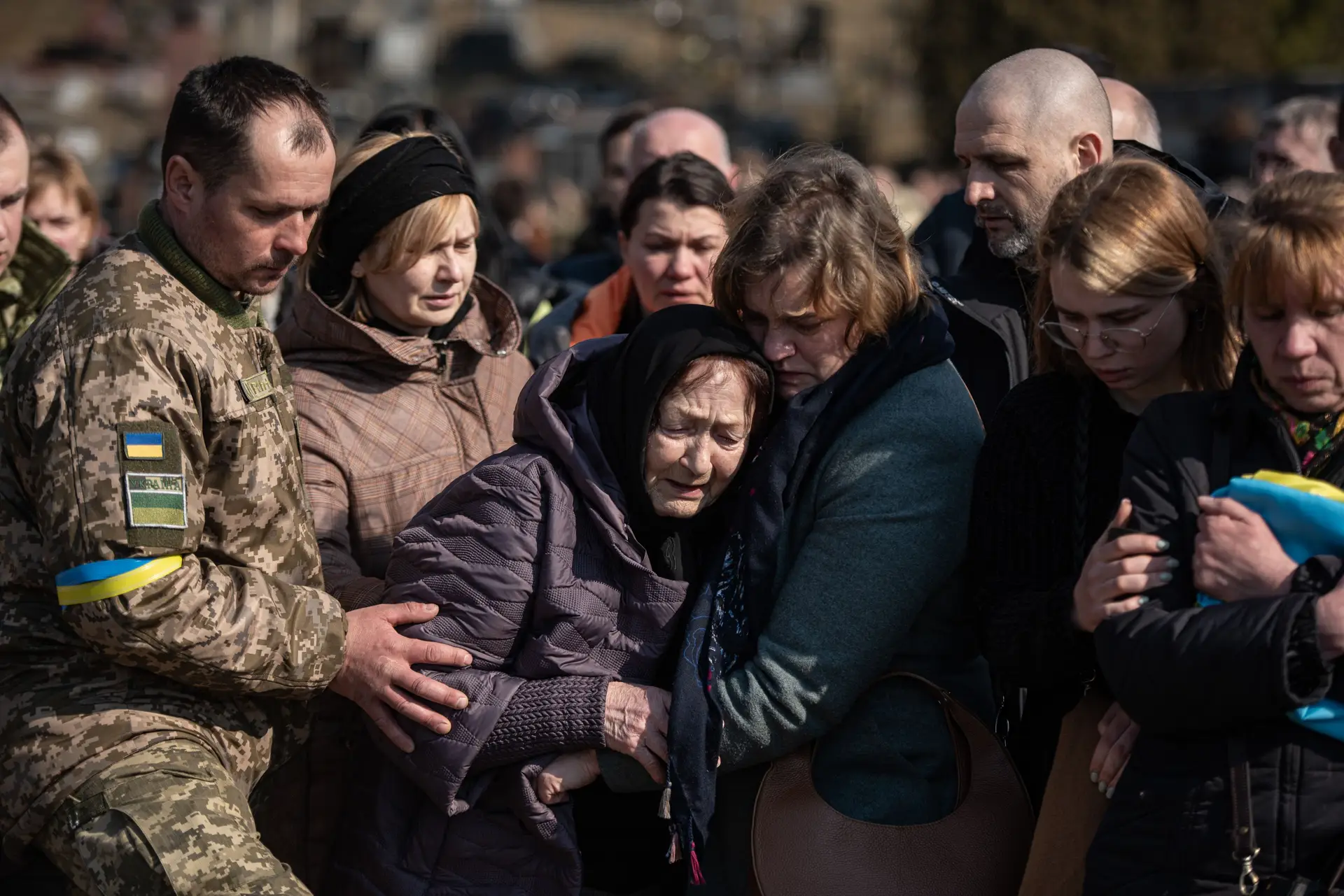 Compreender o conflito: 18 inquietações de 18 meses de crime russo na Ucrânia