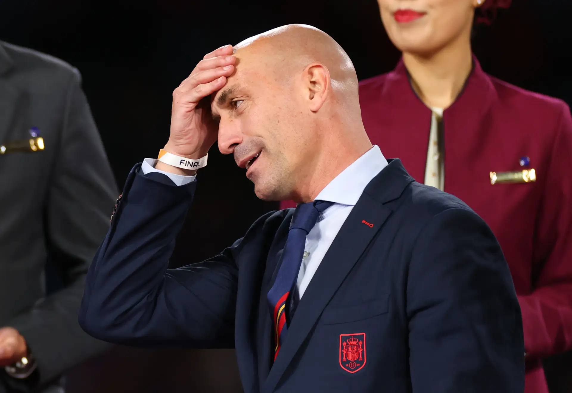 Luis Rubiales banido do futebol durante três anos