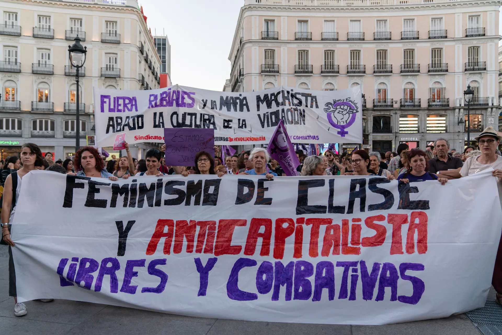 Nacho, Vilda e Rubiales: o renascer de um escândalo no futebol feminino