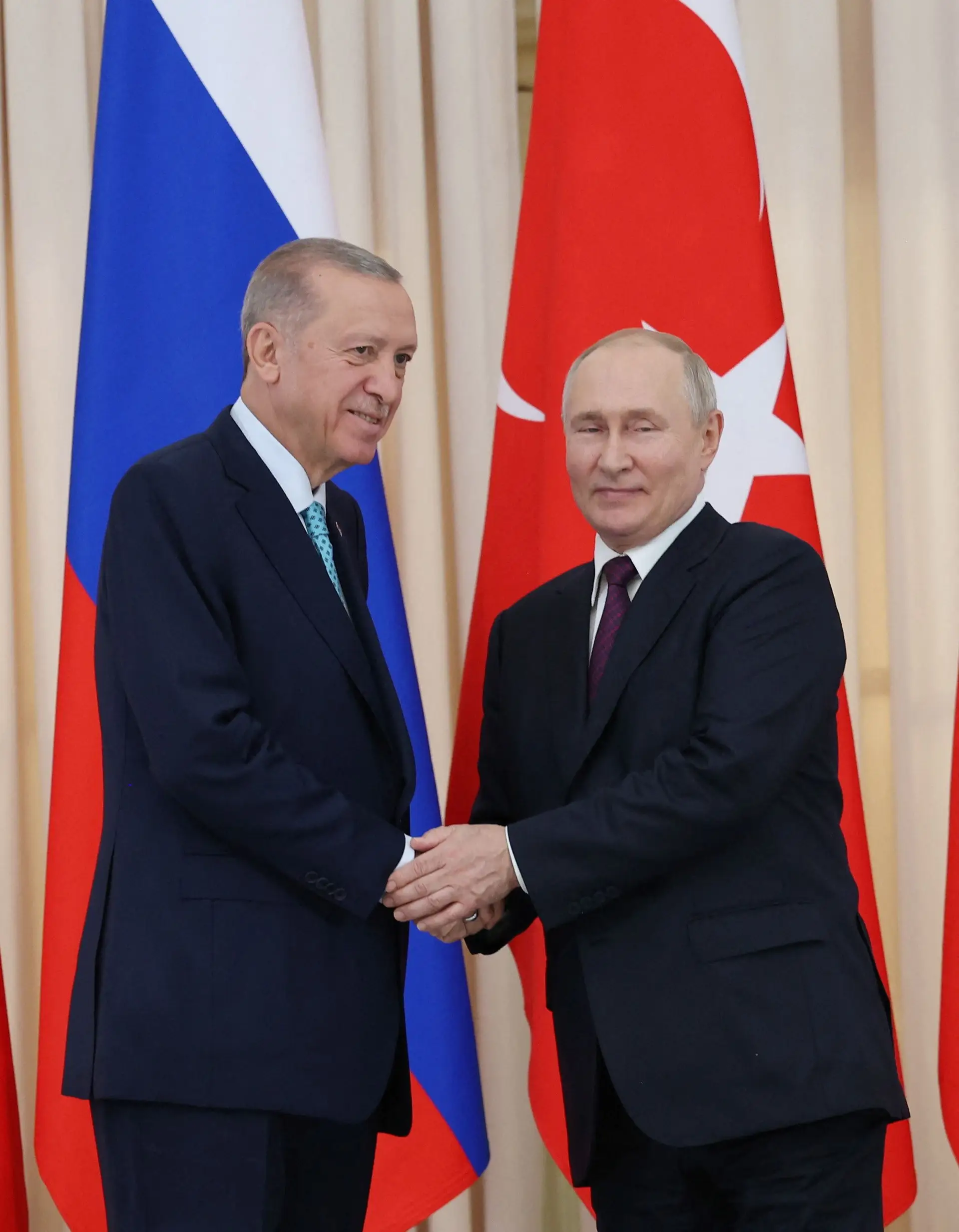 Putin e Erdogan falaram ao telefone sobre acordo do Mar Negro