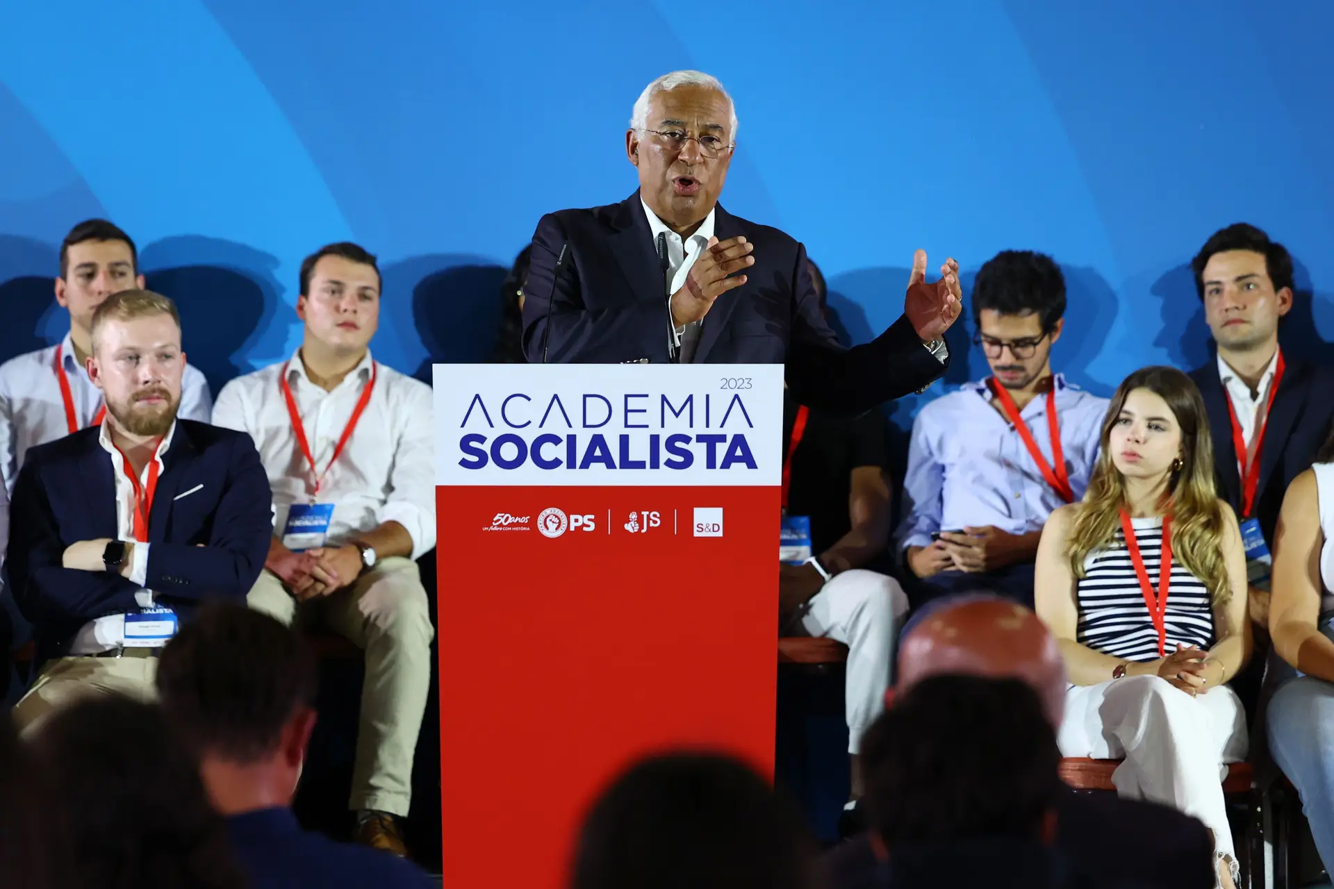 António Costa anuncia descida do IRS Jovem em 2024 SIC Notícias