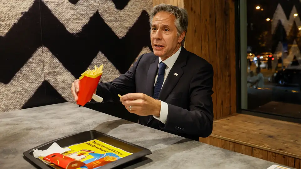 Antony John Blinken no McDonald's em Kiev, na Ucrânia