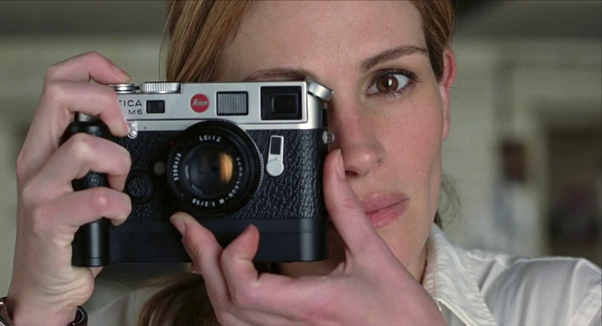 Julia Roberts em "Closer / Perto Demais": as palavras do teatro reinventadas pelo cinema