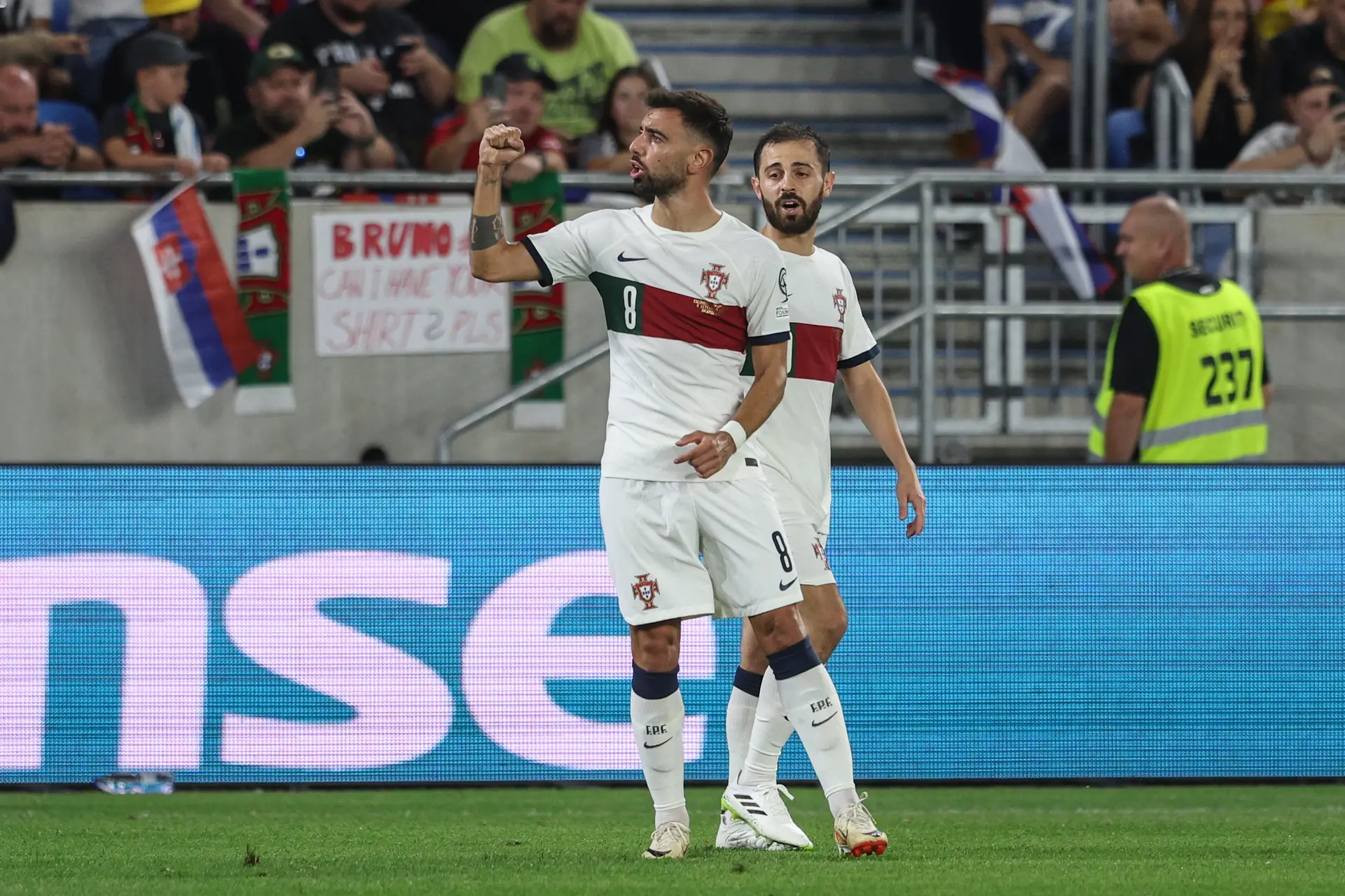 Portugal vence a Eslováquia e mantém-se invicto na caminhada para o Euro 2024